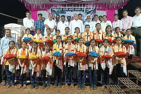 Shivananda Patil, Girls' Khokho, Alamatti, Sugar, Textiles, APMC Minister, Chandrasekhara Nuggali, (1)