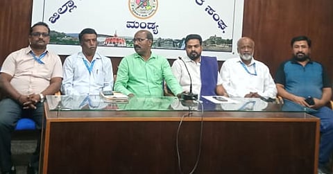 Vishwagnani Seva Trust press conference Mandya