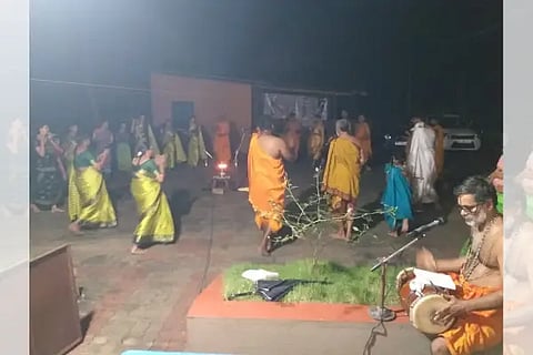 bhajane-1