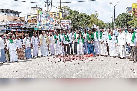 kottur Formar protest