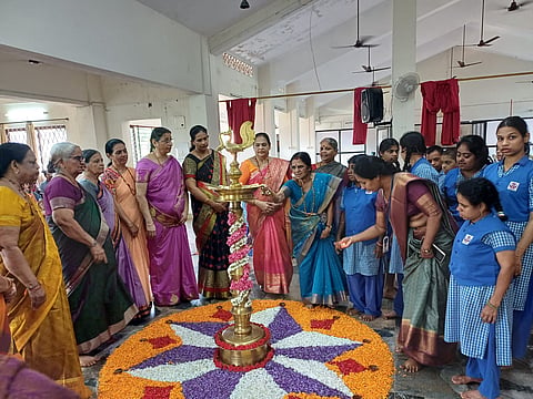 mng--5 Nov Chethana school