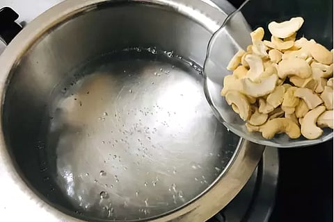 Soaked Cashews