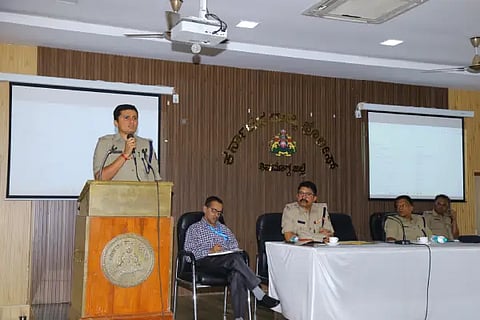 sp mithun kumar meeting