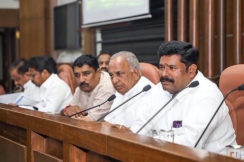 district koppal shivaraj tangadagi minister icc meet
