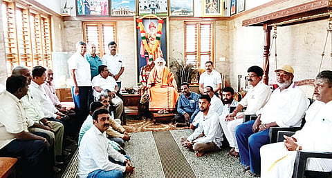ಕಾಡು ಸಿದ್ದೇಶ್ವರ ಮಠದಲ್ಲಿ ಸಭೆ