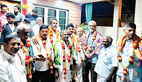 ಕೃಷಿಕ ಸಮಾಜ ಕಾರ್ಯಕಾರಿ ಸಮಿತಿ