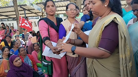 ಅಂಗನವಾಡಿ ಕಾರ್ಯಕರ್ತೆಯರ ಪ್ರತಿಭಟನೆ ಅಂತ್ಯ