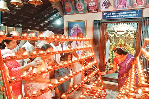 6 sri temple