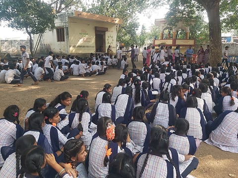 7 chikka padasalgi-1