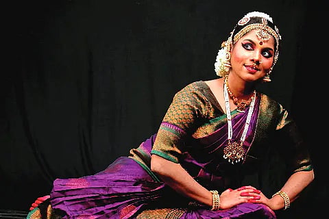 7-gkn- bharathnatya
