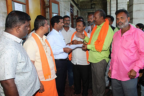 BJP workers submit petition to DC Mandya