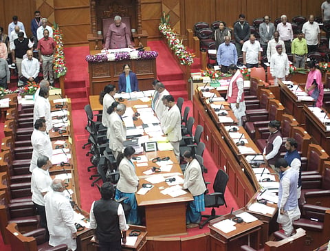 Bowing in the House