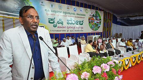 CLOSING FUNCTION SPEPEACH IN KRISHI MEL;A