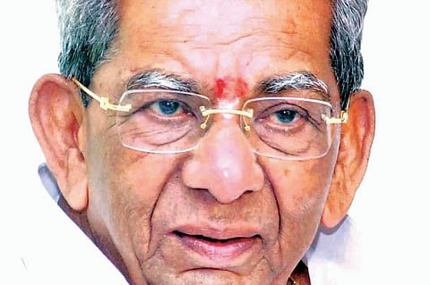 DVG_SHAMANURU-SHIVASHANKARAPPA.jpg