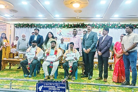 Dhavalgi Gramam achievement in debt collection
