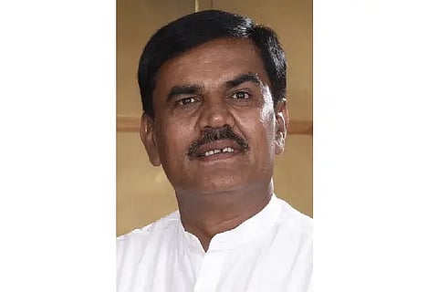 Economic independence, former Prime Minister Manmohan Singh, AS Patil Nadahalli, Muddebihal, Vajpayee, Congress Party,