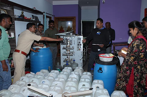 Illegal liquor seized Mandya
