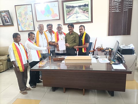 Karave appeal to ADC Mandya