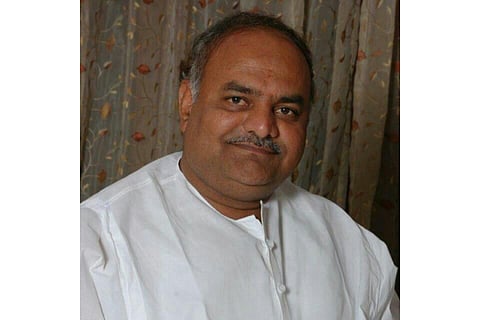 Minister Patil Kambani for Singh's death