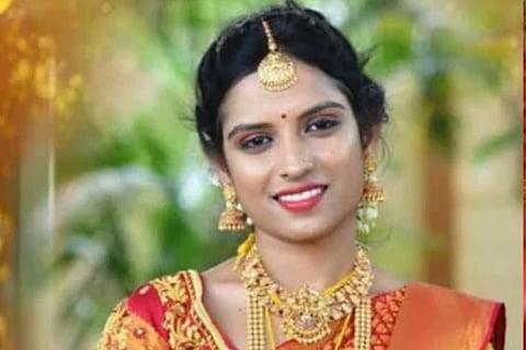 Mother end life in Bengaluru Doctors accused of negligence