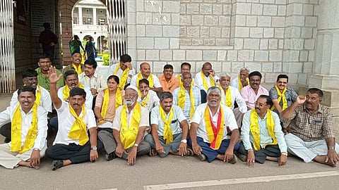 Protest by backward community leaders Mandya