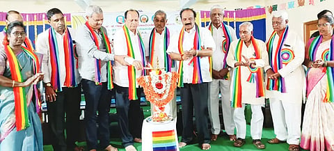 RON SAHAKARA