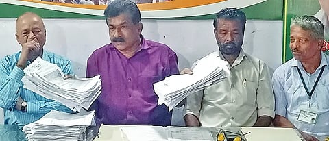 SIRSI RAVINDRA NAIK