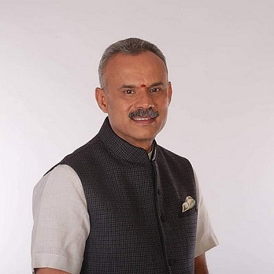 Suresh_Gowda11