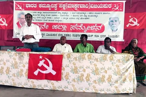 The Center's conspiracy to steal farmers' labor