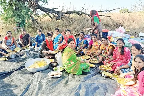 The splendor of the new moon in Muddebihal