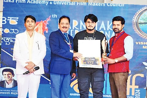 Vishwaprakash Malagonda Best Actor Award