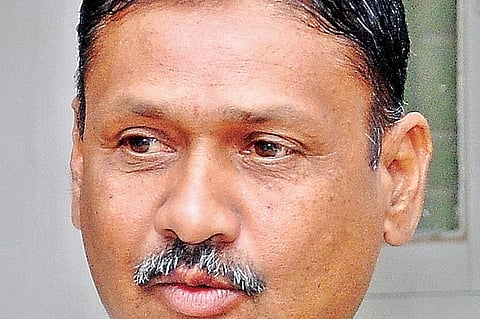 dvg-Balluru-Ravikumar-loud-speaker.jpg