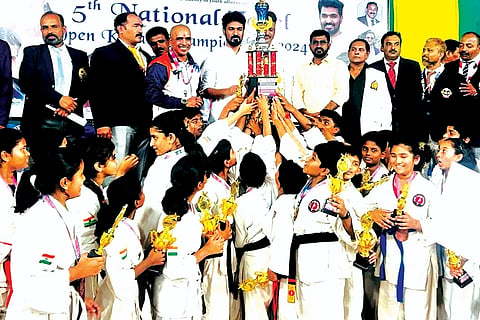 dvg-vinay-kumar.jpg