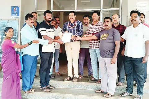 manavi