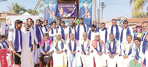 ಸರಗೂರು ತಾಲೂಕಿನ ಹಾದನೂರು ಗ್ರಾಮದಲ್ಲಿ ವಿಶ್ವಜ್ಞಾನಿ ಬಾಬಾ ಸಾಹೇಬ್ ಅಂಬೇಡ್ಕರ್ ಬಳಗದಿಂದ ಭೀಮಾ ಕೋರೆಗಾಂವ್ ವಿಜಯೋತ್ಸವ ಆಚರಿಸಲಾಯಿತು.