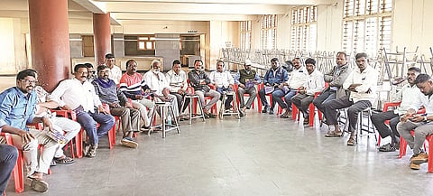 ನಂಜನಗೂಡಿನ ಡಾ. ಬಿ.ಆರ್. ಅಂಬೇಡ್ಕರ್ ಸಮುದಾಯ ಭವನದಲ್ಲಿ ದಲಿತ ಸಂಘಟನೆಗಳ ಒಕ್ಕೂಟದಿಂದ ಪೂರ್ವಭಾವಿ ಆಯೋಜಿಸಲಾಗಿತ್ತು. ಪುಟ್ಟಸ್ವಾಮಿ ದೇವರಸನಹಳ್ಳಿ, ಮಲ್ಲಹಳ್ಳಿ ನಾರಾಯಣ, ಕಾರ್ಯ ಬಸವಣ್ಣ, ಅಭಿನಾಗಭೂಷನ್, ಸುರೇಶ್ ಶಂಕರಪುರ, ಯಶವಂತ್ ಕುಮಾರ್, ಜೈಶಂಕರ್ ಕಾರ್ಯ ಇದ್ದರು.