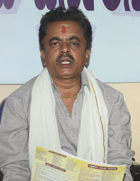 10 Dwd 8 (M.Somashekar)
