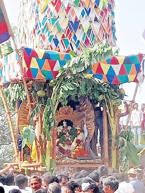 ದಿವ್ಯರಥೋತ್ಸವ ಸಂಪನ್ನ