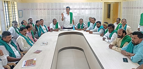 ಜಿಲ್ಲೆ, ತಾಲೂಕು ಕೇಂದ್ರದಲ್ಲಿ ಟ್ರಾೃಕ್ಟರ್ ರ‌್ಯಾಲಿ