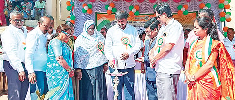 ಪ್ರತಿಯೊಬ್ಬರೂ ಸಂವಿಧಾನ ಆಶಯ ಪಾಲಿಸಿ