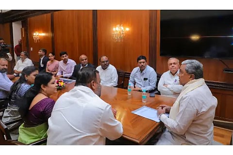AP Ministers met CM