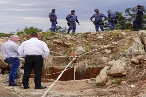 At least 100 illegal miners died while trapped in South African mine