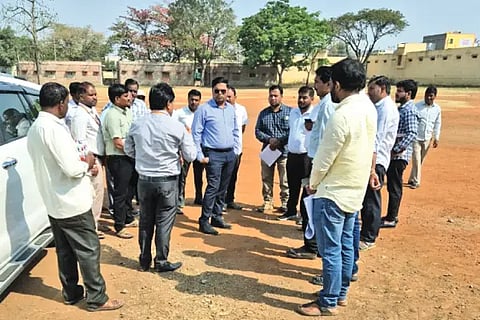 DC inspected the site for the construction of the public building
