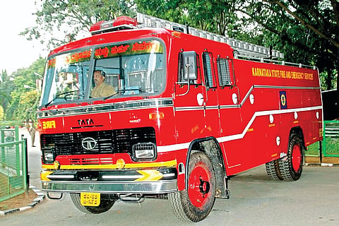 DVG_fire-fighter.jpg