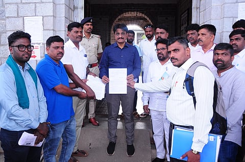 Guest lecturers protest Mandya