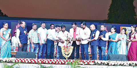 ಸದೃಢ ಭಾರತ ನಿರ್ಮಾಣದಲ್ಲಿ ಶಿಕ್ಷಕರ ಪಾತ್ರ ದೊಡ್ಡದು
