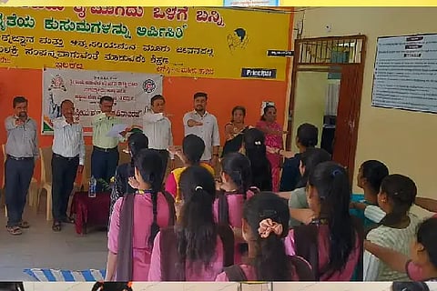 Instruction of Pledge of Allegiance to Voters