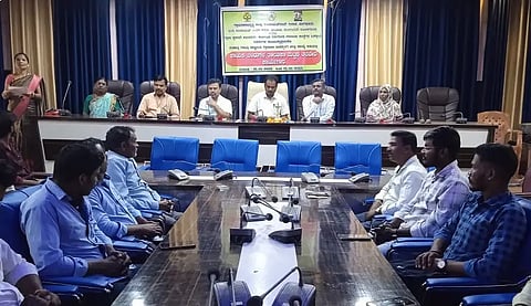 Kayaka-Bandhu-Meeting