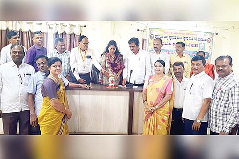 Kudligi Savitribai Phule birthday