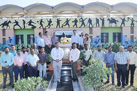 Netaji's leadership is commendable